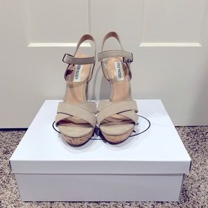 Steve Madden Beau wedges. Max height 5in. Worn less than a handful of times.